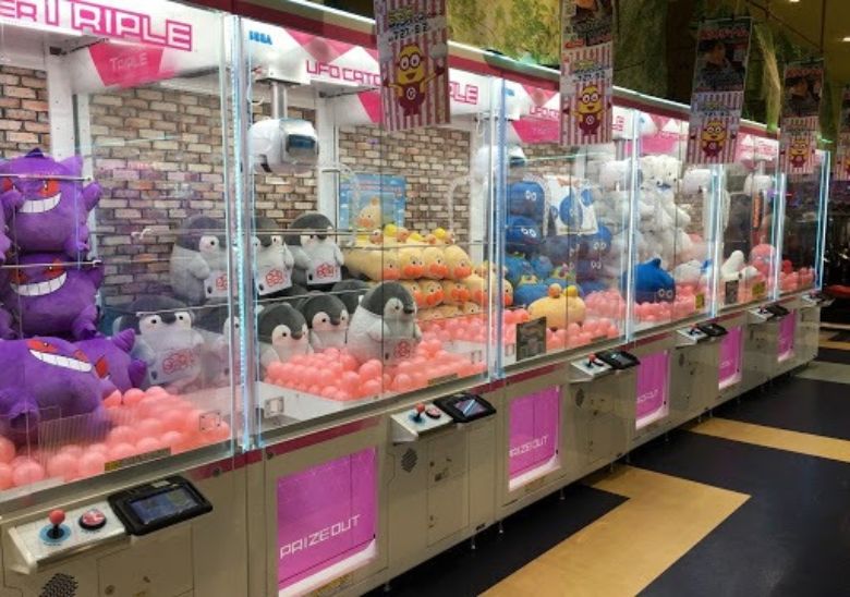 クレーンゲームが得意なら儲かる 景品の転売は違法になる クレーンゲームが得意なら儲かる 景品の転売は違法になる