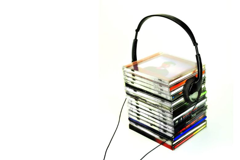 【WEB限定】CDCD転売で稼ごう!CDせどりのやり方&おすすめの商品例!