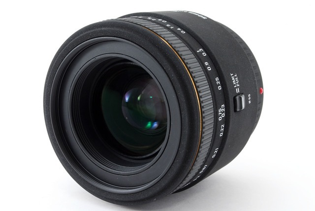 シグマの単焦点マクロレンズSIGMA MACRO 50mm F2.8 EX DGの画像